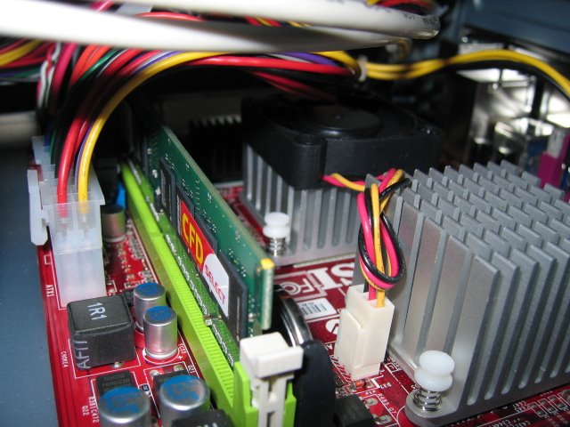 Today's something: 今日の 激安サーバー NEC Express 5800/S70 Type ...