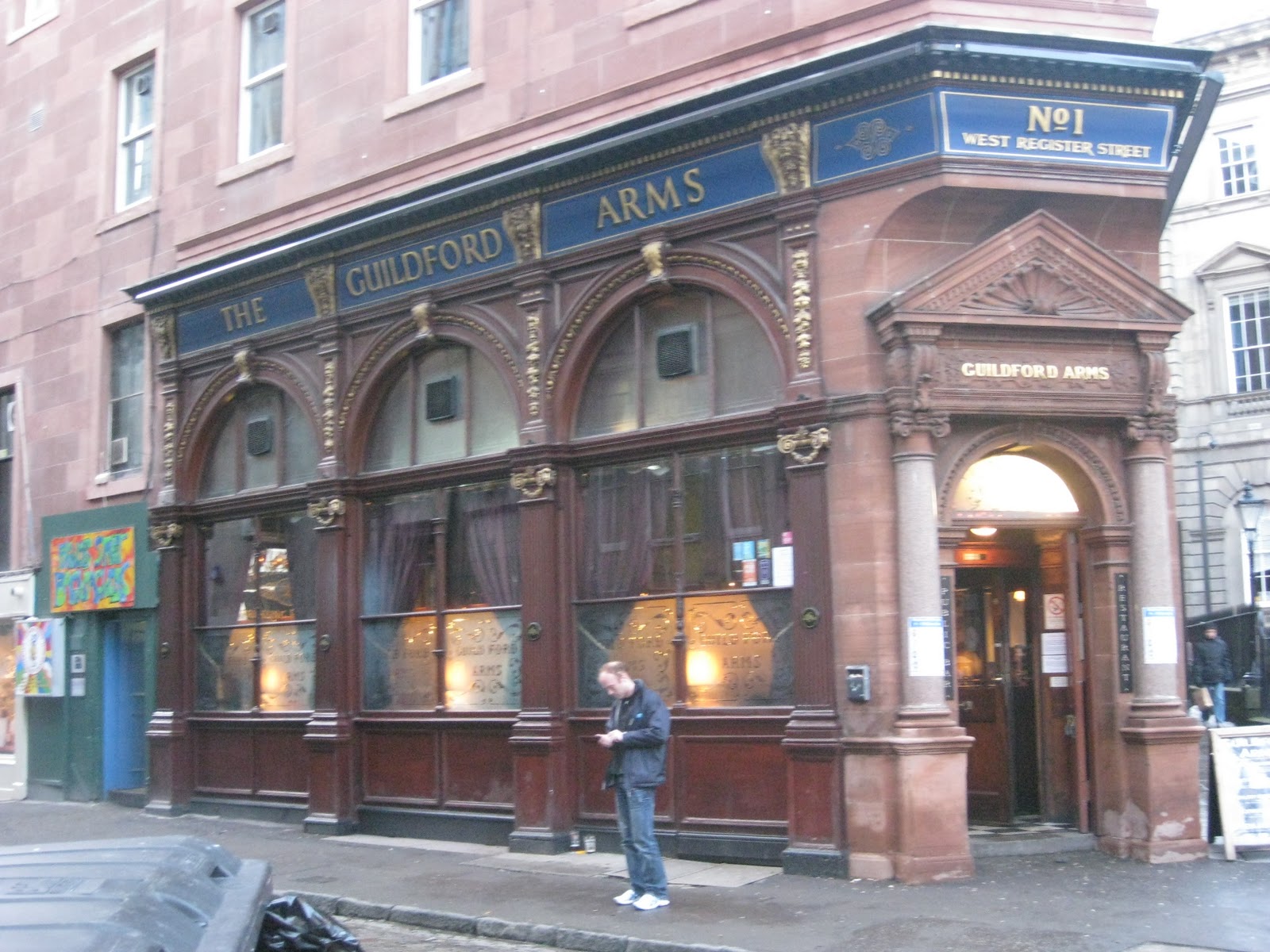 the beer monkey some Edinburgh pubs, same Edinburgh beer