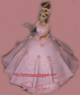 Tort Printesa (Princess Cake)