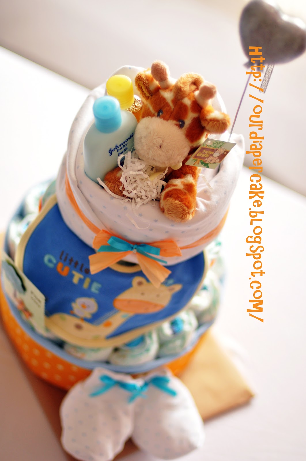 Our Diaper Cake Bubble Bath Giraffe Diaper Cake
