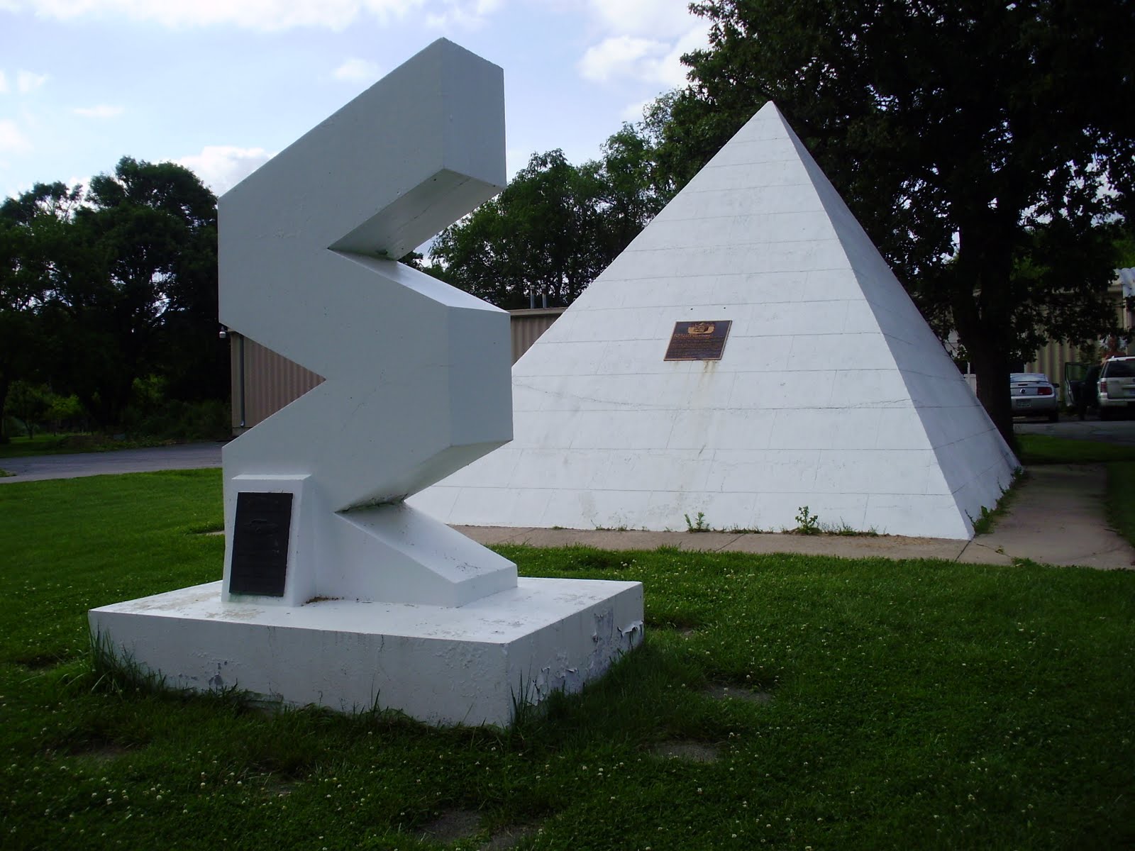Life at 55 mph World's largest time capsule in Seward, Nebraska (click