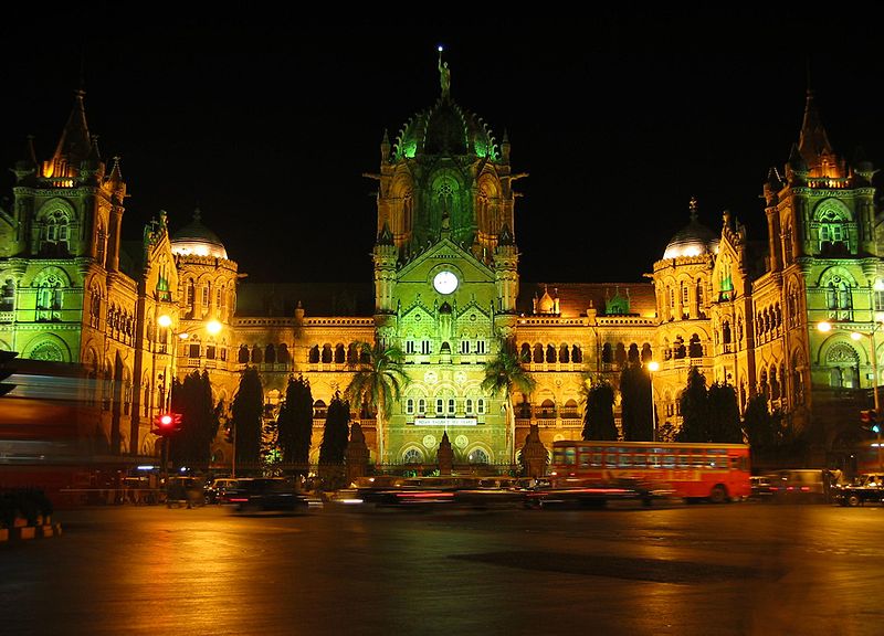 [800px-Shivaji_Terminus_Bombay_(Mumbai).jpg]