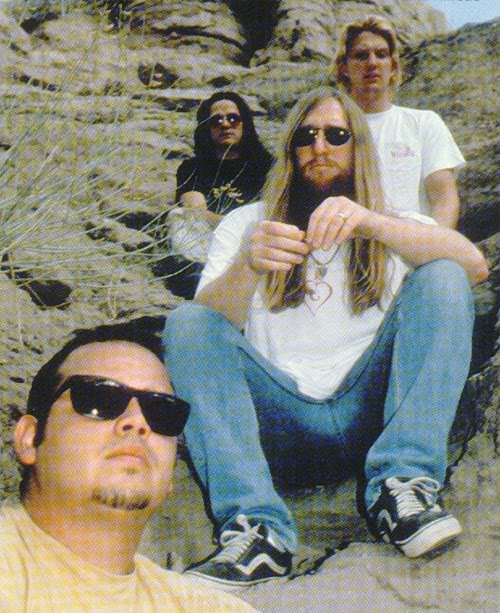 [Kyuss+_rocks.jpg]