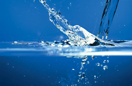 http://4.bp.blogspot.com/__e8aoX2CYmU/S-eZfTZd1yI/AAAAAAAAACQ/APcPeGdiqiM/s1600/SO-05-049-water-splash.jpg