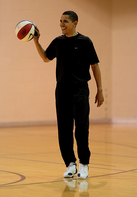 [obama+basketball]