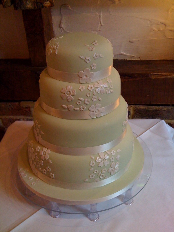 Victoria S Cake Boutique Diy Sos Tips For Choosing And Making Diy Sos Tips For Choosing And Making Your Own Wedding Cake