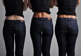 bold curve levi jeans