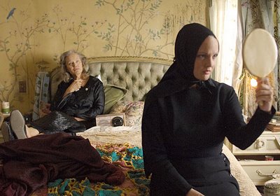 [img-mg---grey-gardens---drew-lange-2_18321390651.jpg]