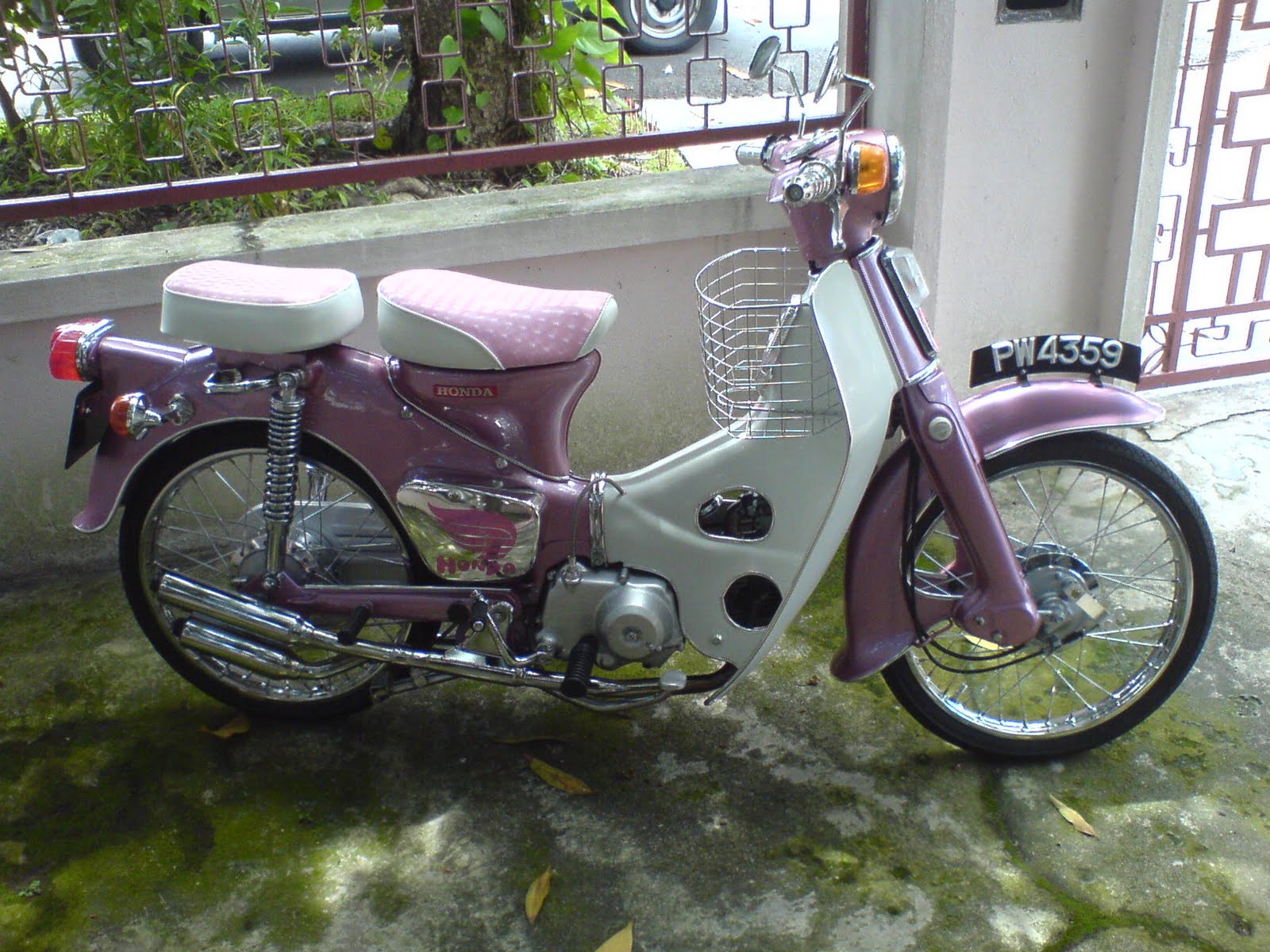 JOSETY-C70: For Sell Honda C70 Year1979
