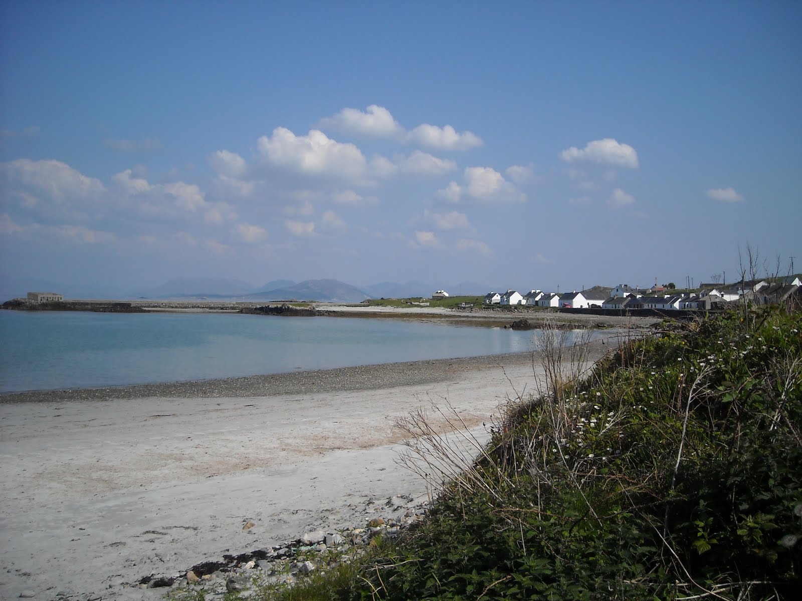 Trois mois pour découvrir l'Irlande! Suite du péripleInishbofin, une