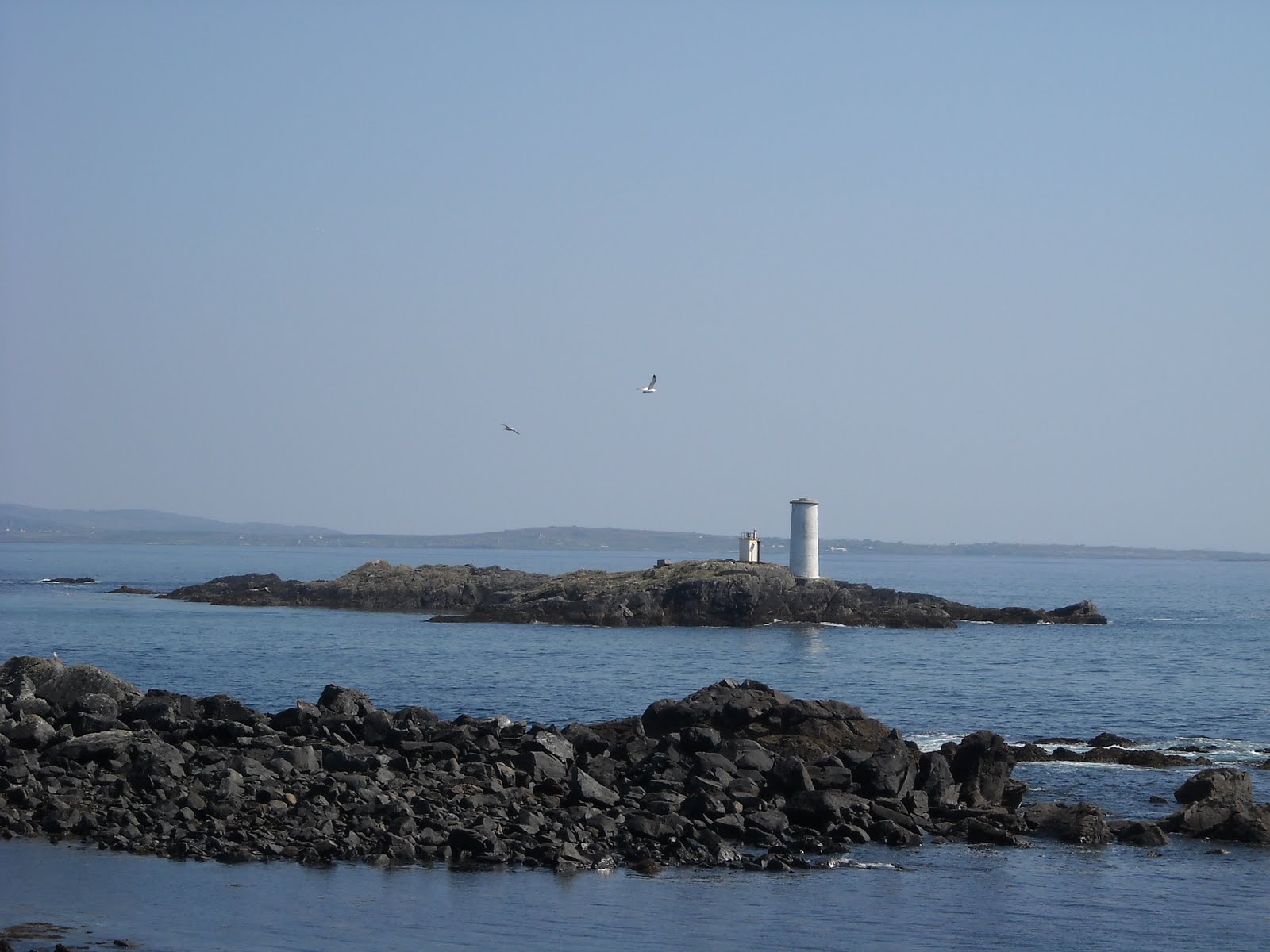 Trois mois pour découvrir l'Irlande! Suite du péripleInishbofin, une