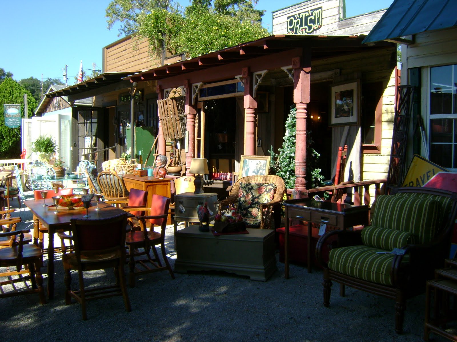 Sassytrash Renninger's in Mt. Dora, FL