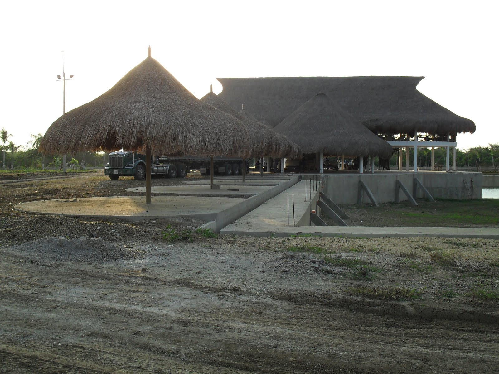RANCHO SAN GERONIMO PALMASORIANA ELABORACION DE KIOKOS TROPICALES EN