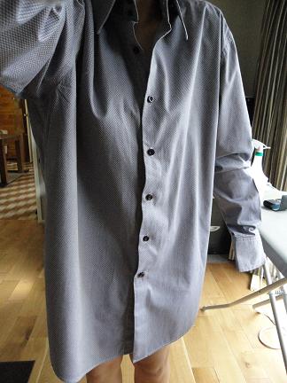 JLTFK: How to tailor a shirt (Refashion a men's shirt to fit a woman)