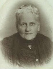5.002.Bentine Marie Adolph (1845.1927) ca.1905