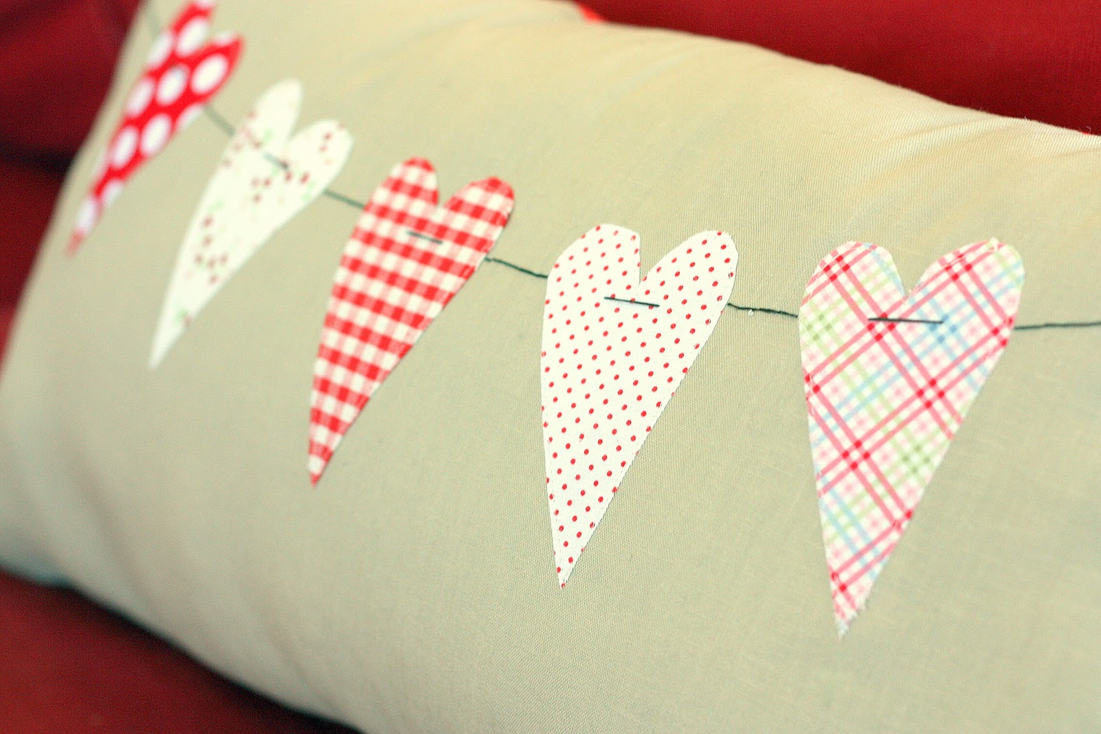 Valentine Throw Pillow Tutorial