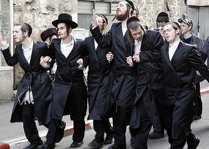 1-orthodox-jews-2.jpg