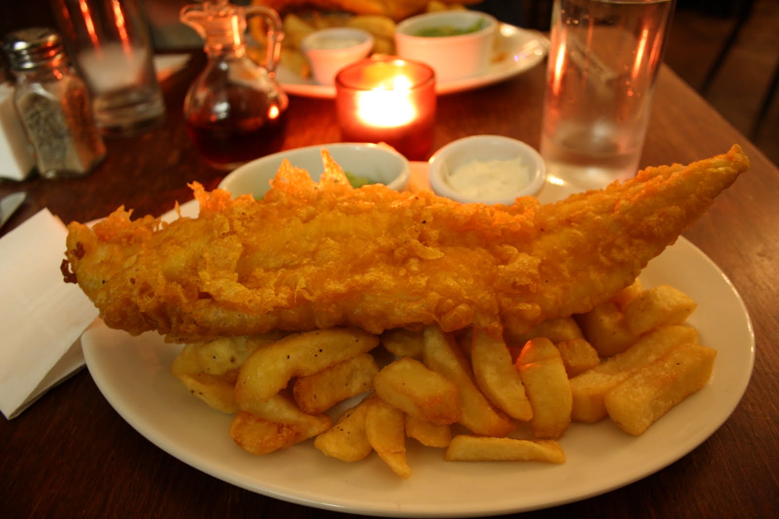 Portobello Road, Nothing Hill and fish&chips V.ntage