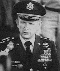 General Singlaub Comander MACV-SOG VIETNAM