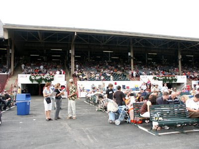 Saratoga race track
