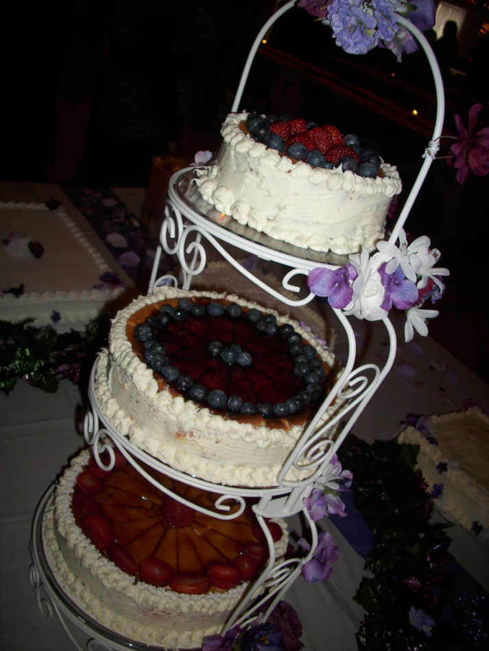 [wedding_cheesecake.jpg]
