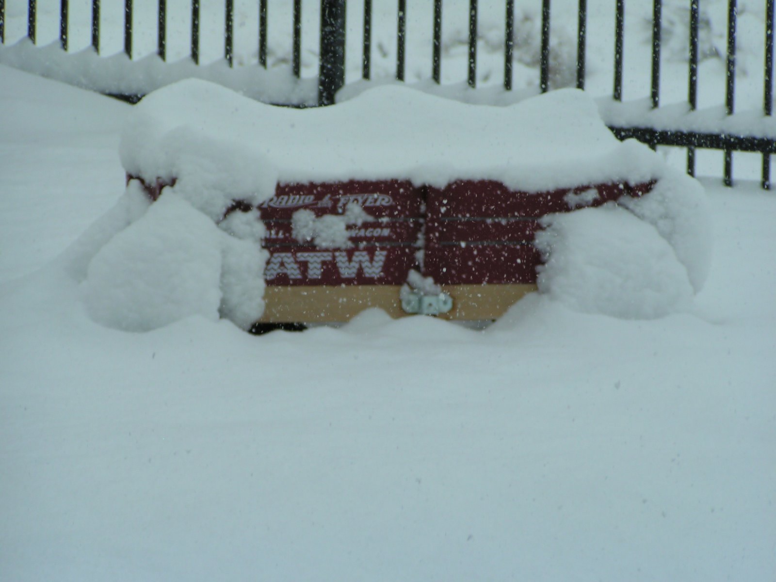 [12-17-08+Snow+082.JPG]