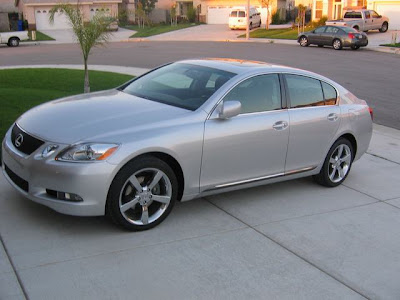 Lexus GS белый перламутр