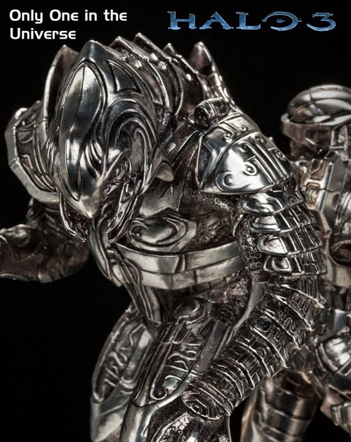 weta halo statue