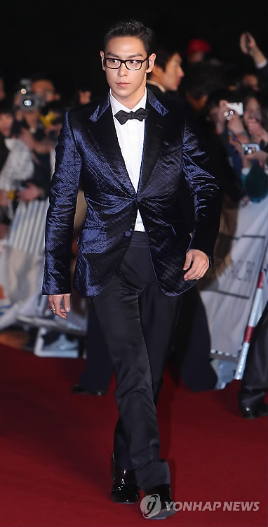 We Love Big Bang: [PHOTOS] TOP on 47th Grand Bell Film Festival