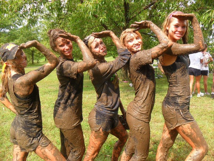 MIZZOU DG DG's Participate in Lambda Chi Alpha's Watermelon Fest!