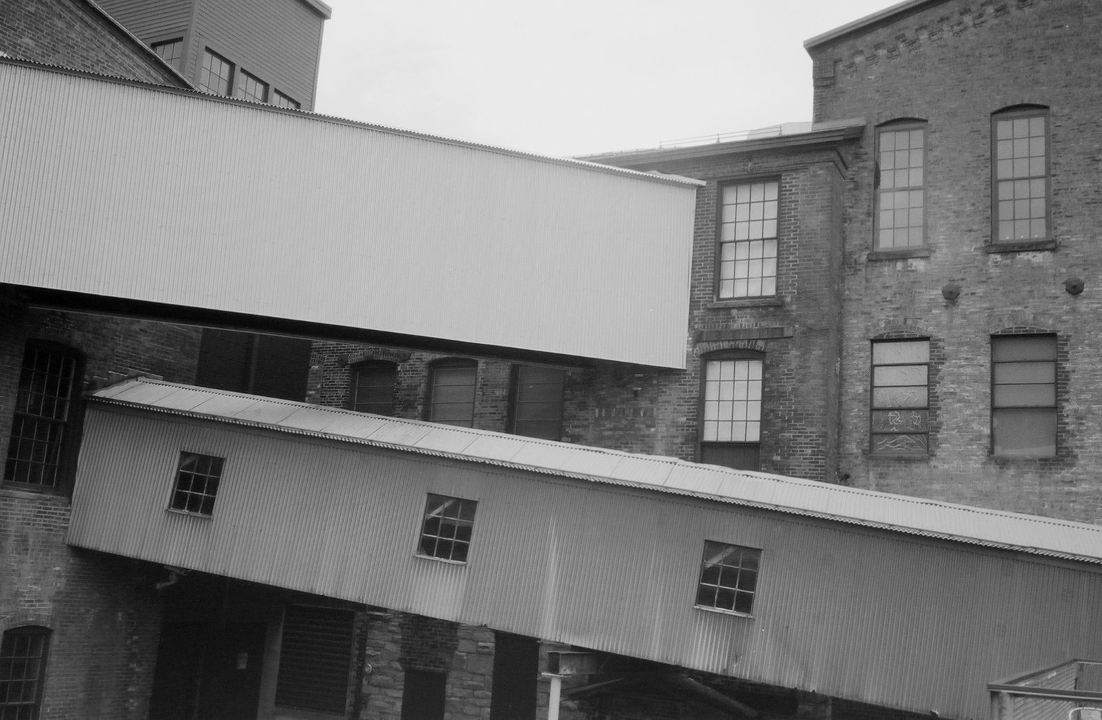 [0009292_0009292-R1-E018.jpg]