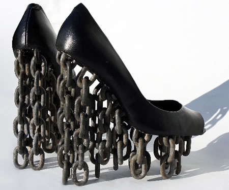 chain-shoes-1_50830069