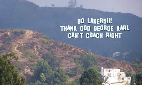 LAKERS SIGN IN HOLLYWOOD