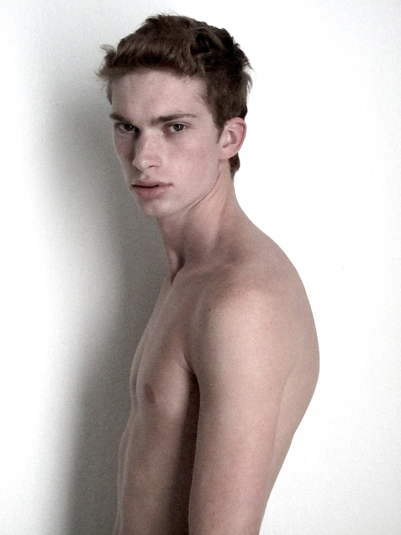 Model : Connor Stanley 