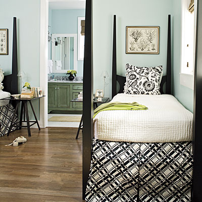 Guest Room on This Is A Guest Room From Southern Living  I Love The Plaid And The