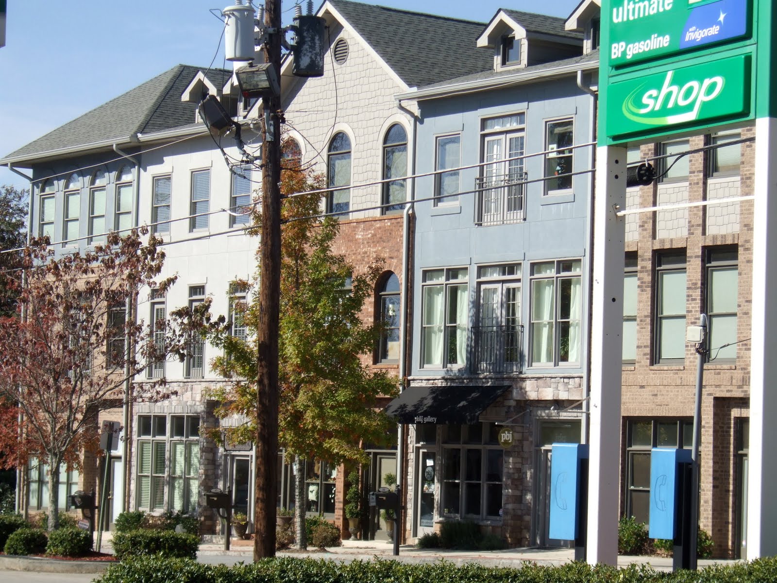 The American Suburb New Urbanism Edgewood Retail District and Kirkwood