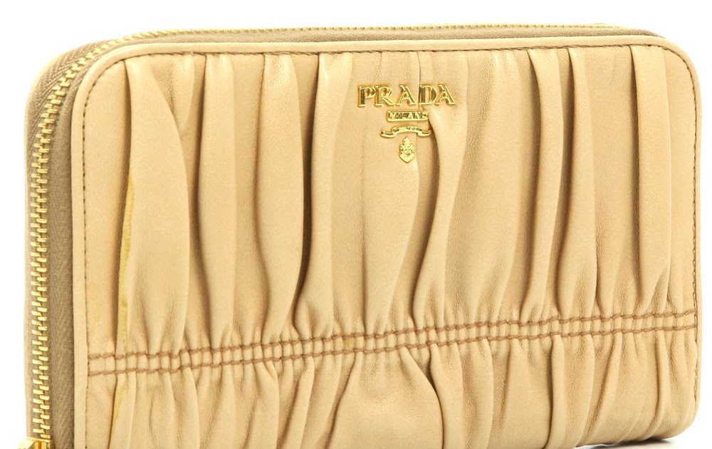 Pre-loved Luxury: Preorder Branded Wallet