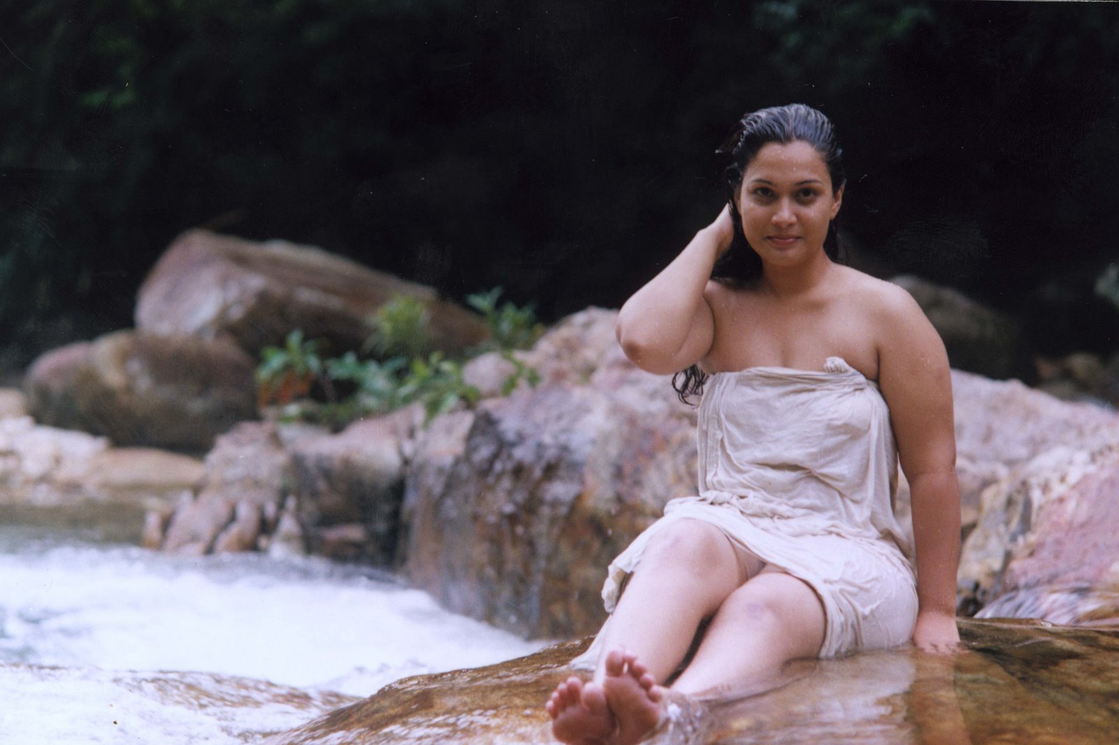 South indian actress blue film: abinaya masala mallu