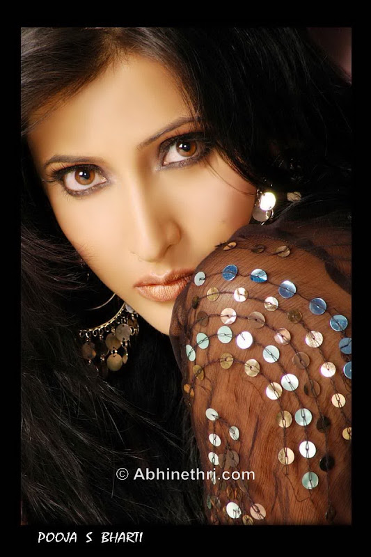 Pooja_Bharathi_05.jpg