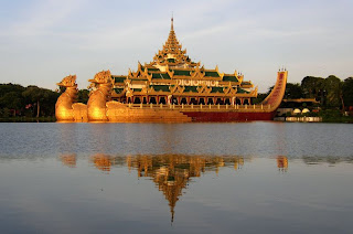 Shwedagon Pagoda, Yangon myanmar