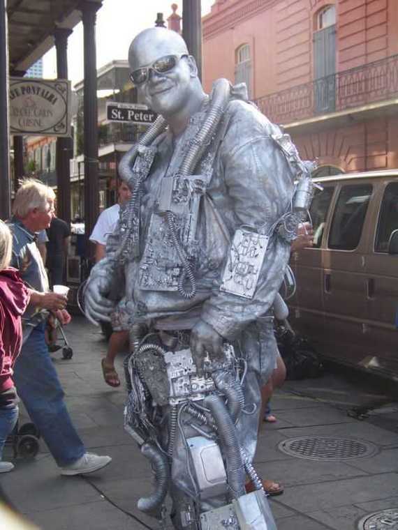 [Living+Statues+From+Around+Globe+(2).jpg]