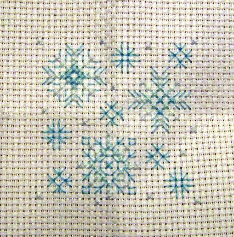 [Snowflakes,+Bucilla,+Feb+2009.jpg]
