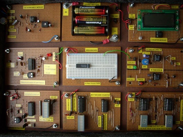 Nick Dossis's Electronics Blog for Hobbyists