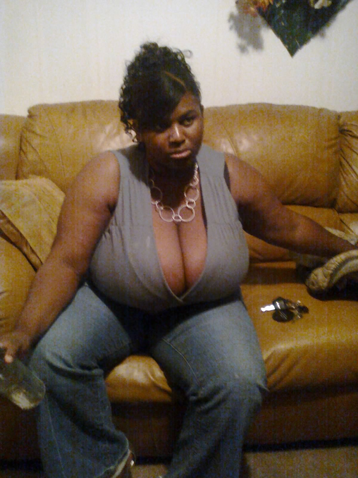 Gotta love a well rounded woman! 