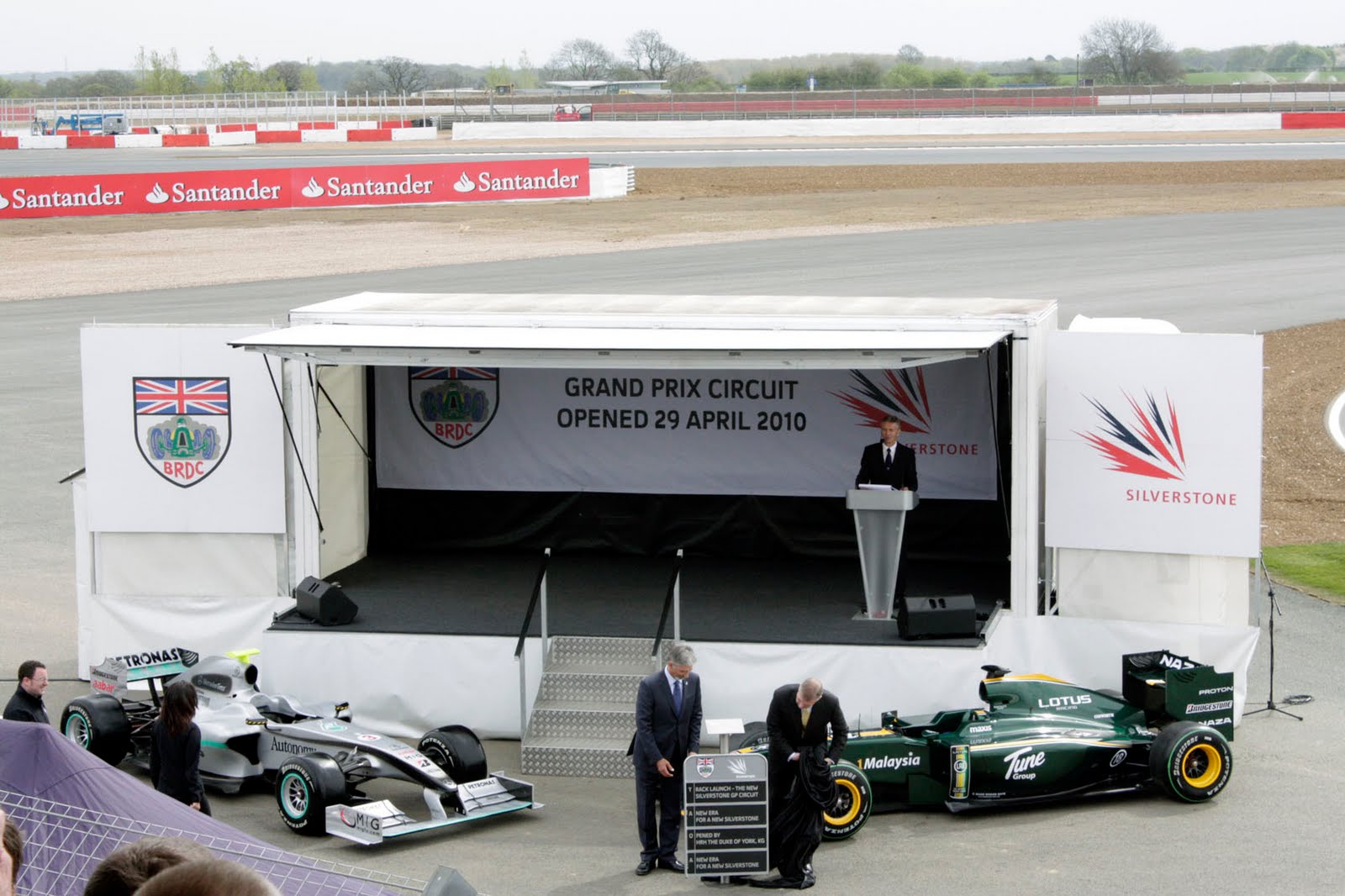 SILVERSTONE ARENA GRAND PRIX CIRCUIT OPENED TODAY FORMULA 1