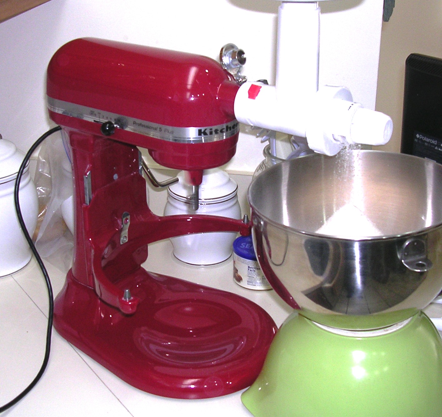 Red Wallpaper For Kitchen hd wallon