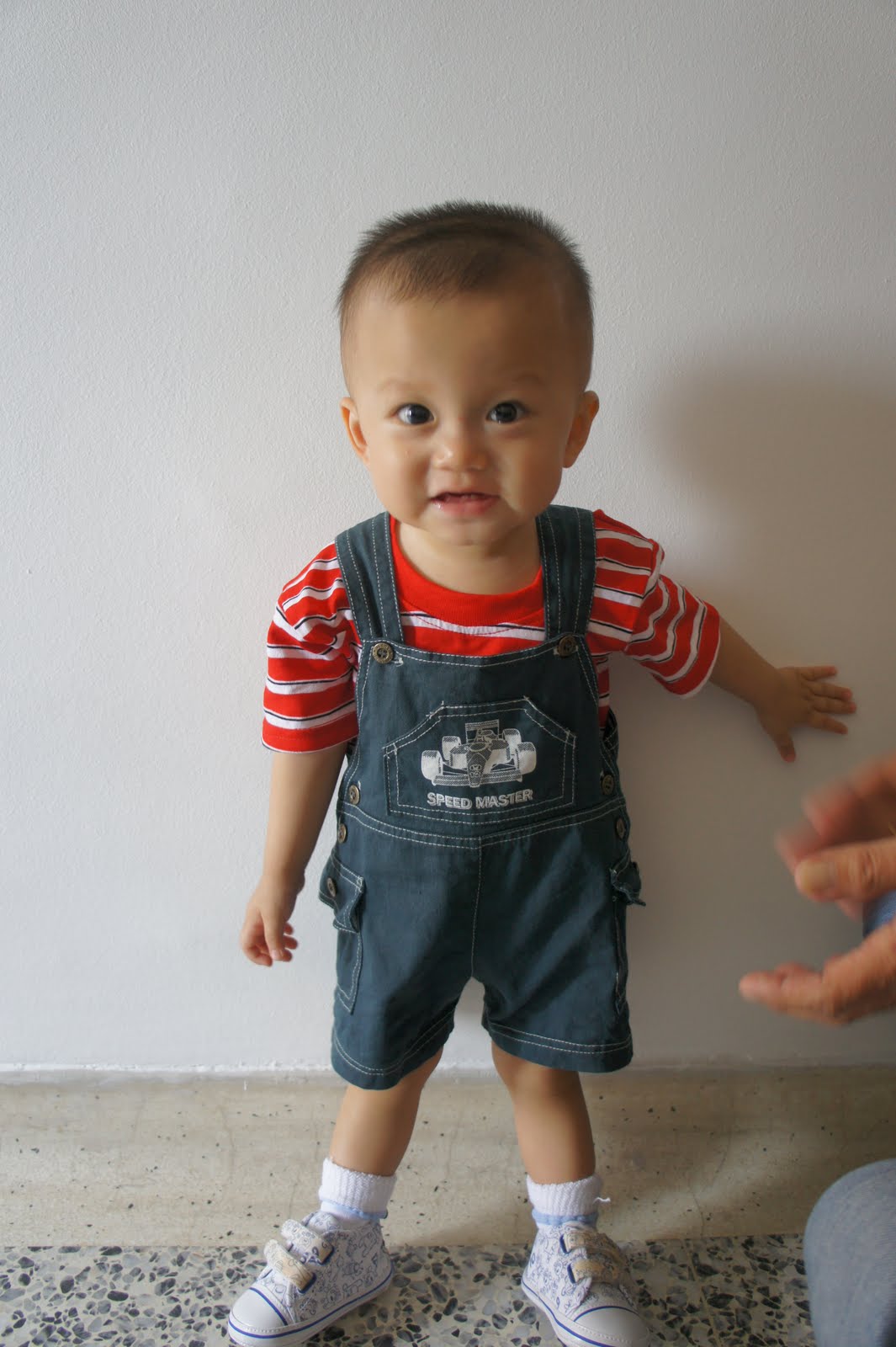 QiyuanQuiddlings 1yearold standing poses