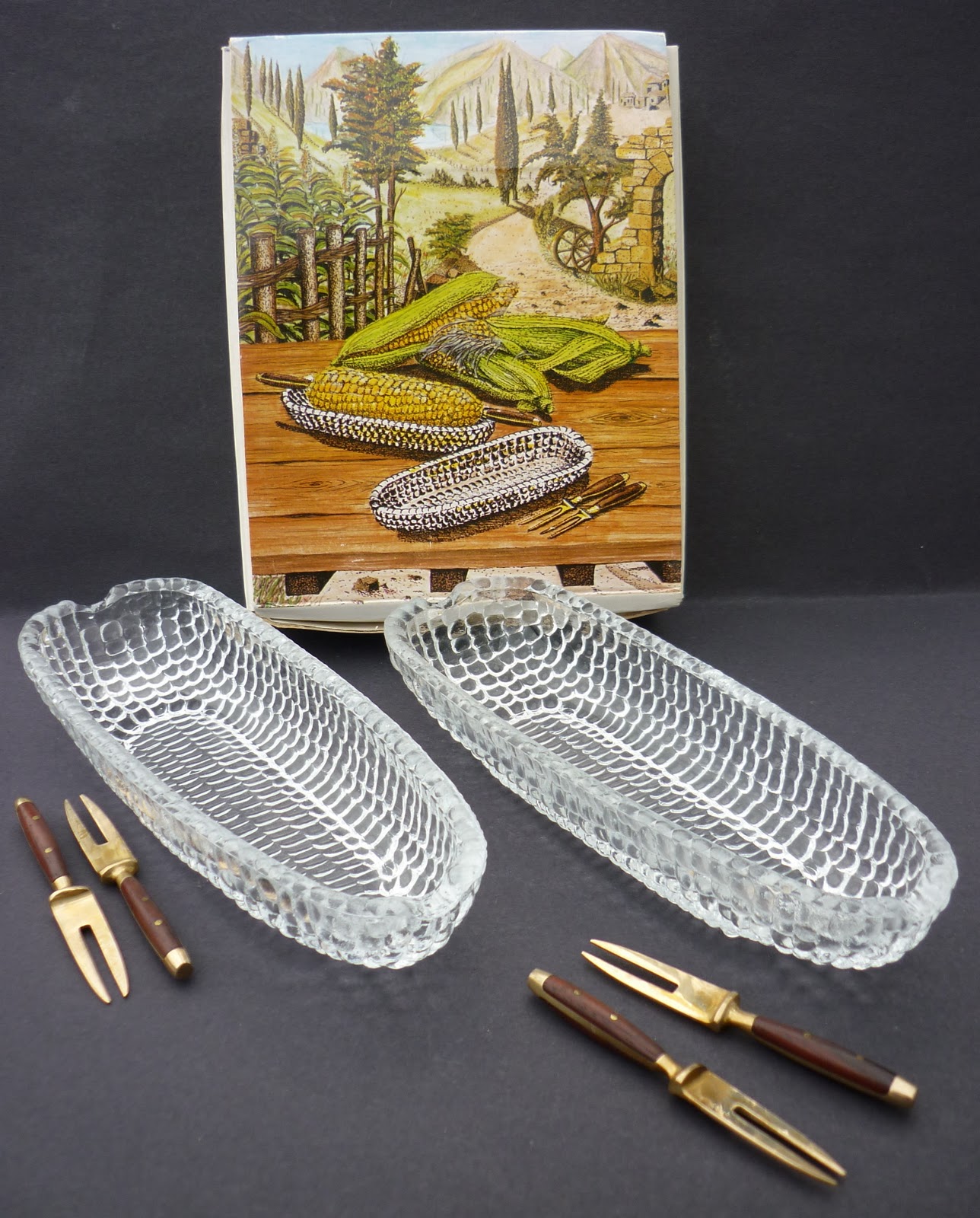 Ruby's Rooms Dartington glass