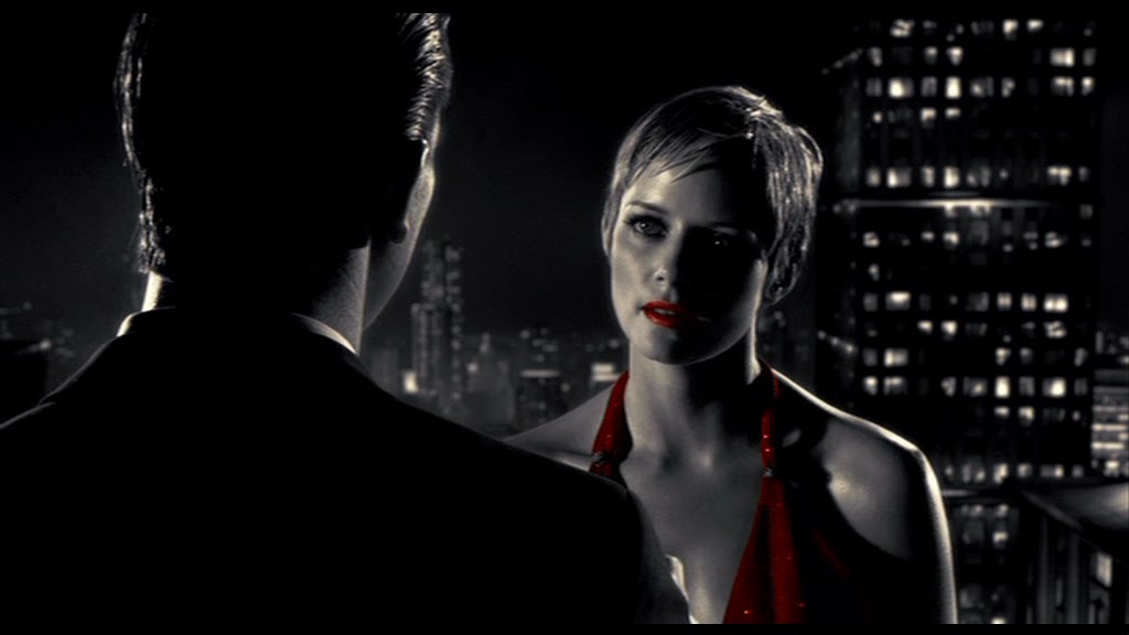 Hattie's Media Blog: How does the opening of Sin City use film noir
