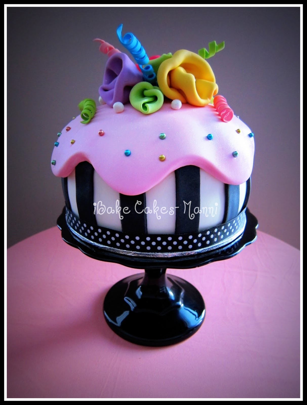 Sophisticated Happy Birthday Cakes Sophisticated Happy Birthday Cakes
